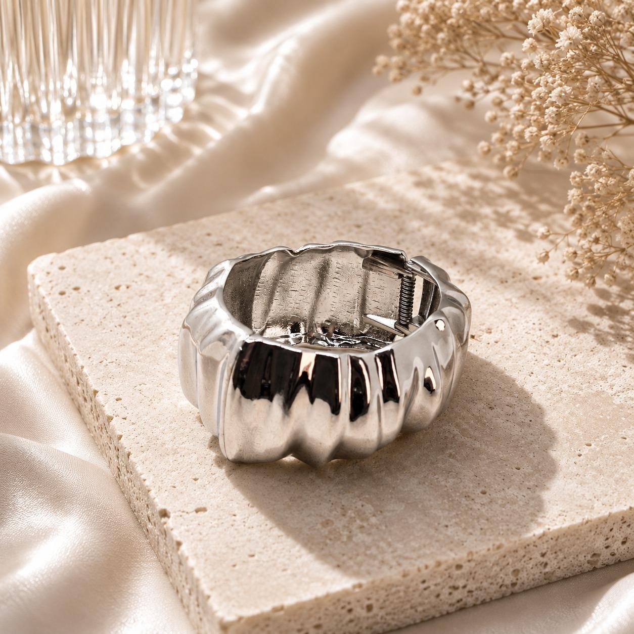 Twisted Shell Chunky Silver Bracelet