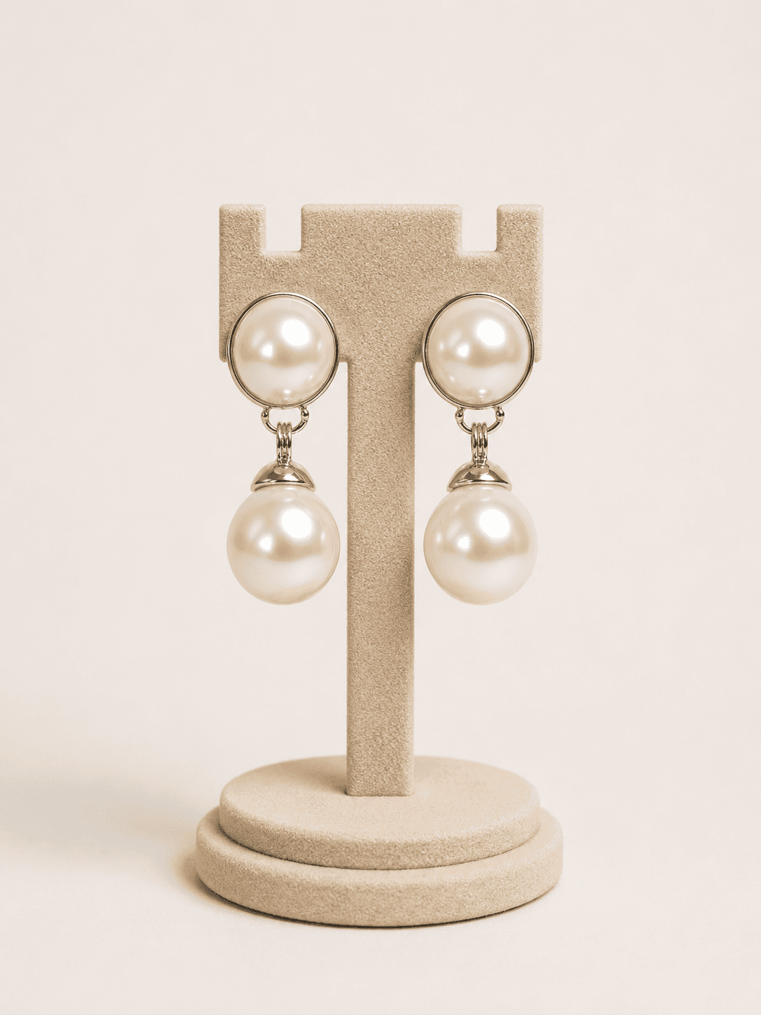 Double pearl drop earring